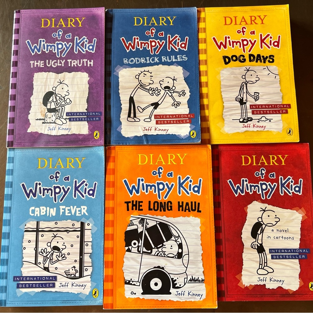 Set of 6 Diary of a wimpy kid books.